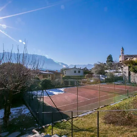 Sleeps 5 Pool Lejlighed Mezzegra